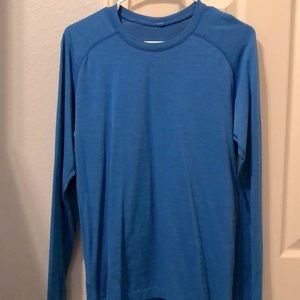 LuLuLemon men’s t-shirt